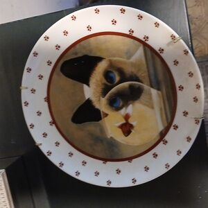 Decorative Plate with Siamese Cat and Fish 1986
